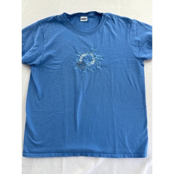 Women’s Gildan Blue Embroidered Turtle T-Shirt Sz L - Picture 1 of 4
